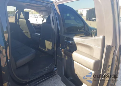 2019 Chevrolet Silverado 1500 Lt z USA, uszkodzony, nr VIN 3GCUYDED1KG101074